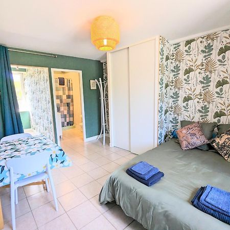 Studio Silhem Saint-Germain-les-Belles Bagian luar foto